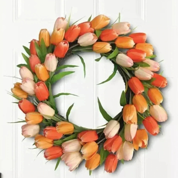 Faux Orange Tulip Wreath - Picture 2 of 3